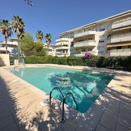 Regent Cote D'Azur Air-Conditioned, Pool, Garden & Parking 빌뇌브루베 외부 사진
