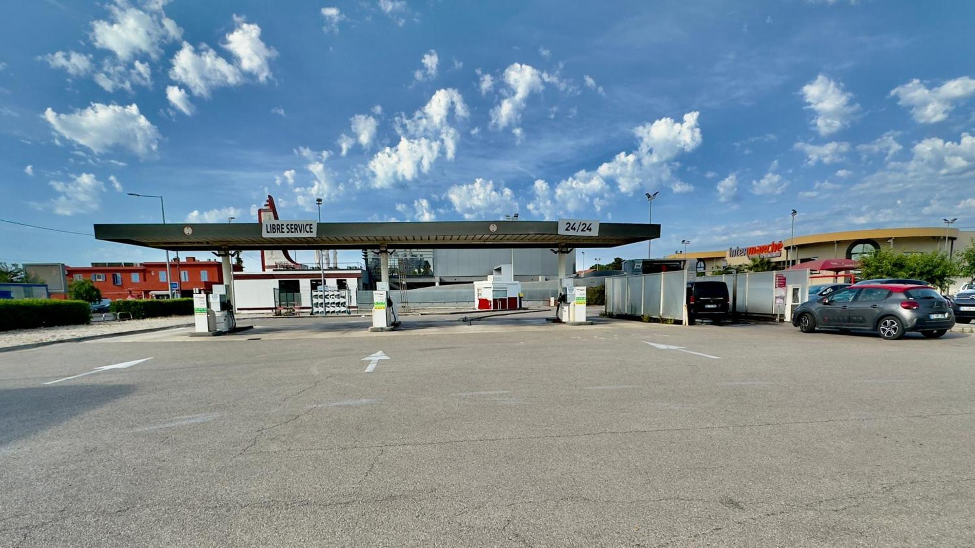 Regent Cote D'Azur Air-Conditioned, Pool, Garden & Parking 빌뇌브루베 외부 사진