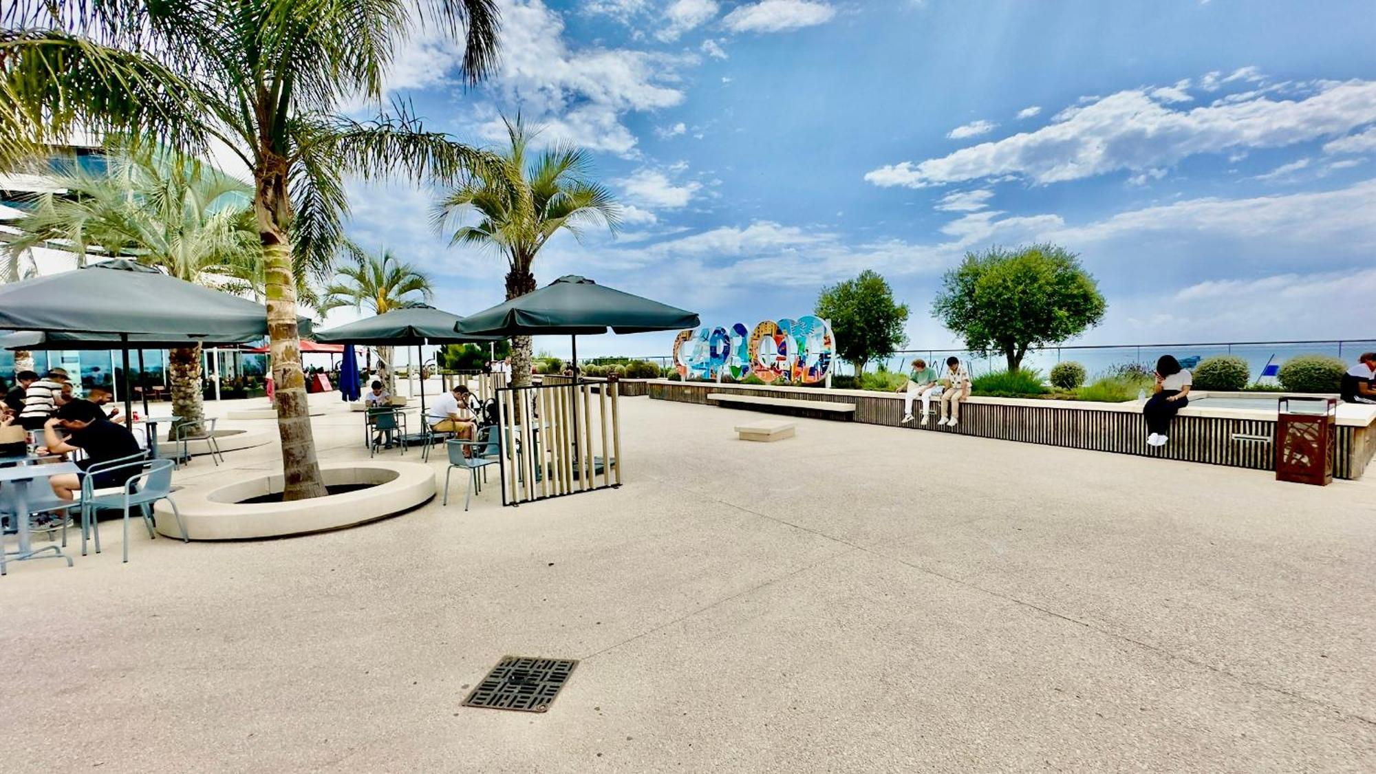 Regent Cote D'Azur Air-Conditioned, Pool, Garden & Parking 빌뇌브루베 외부 사진